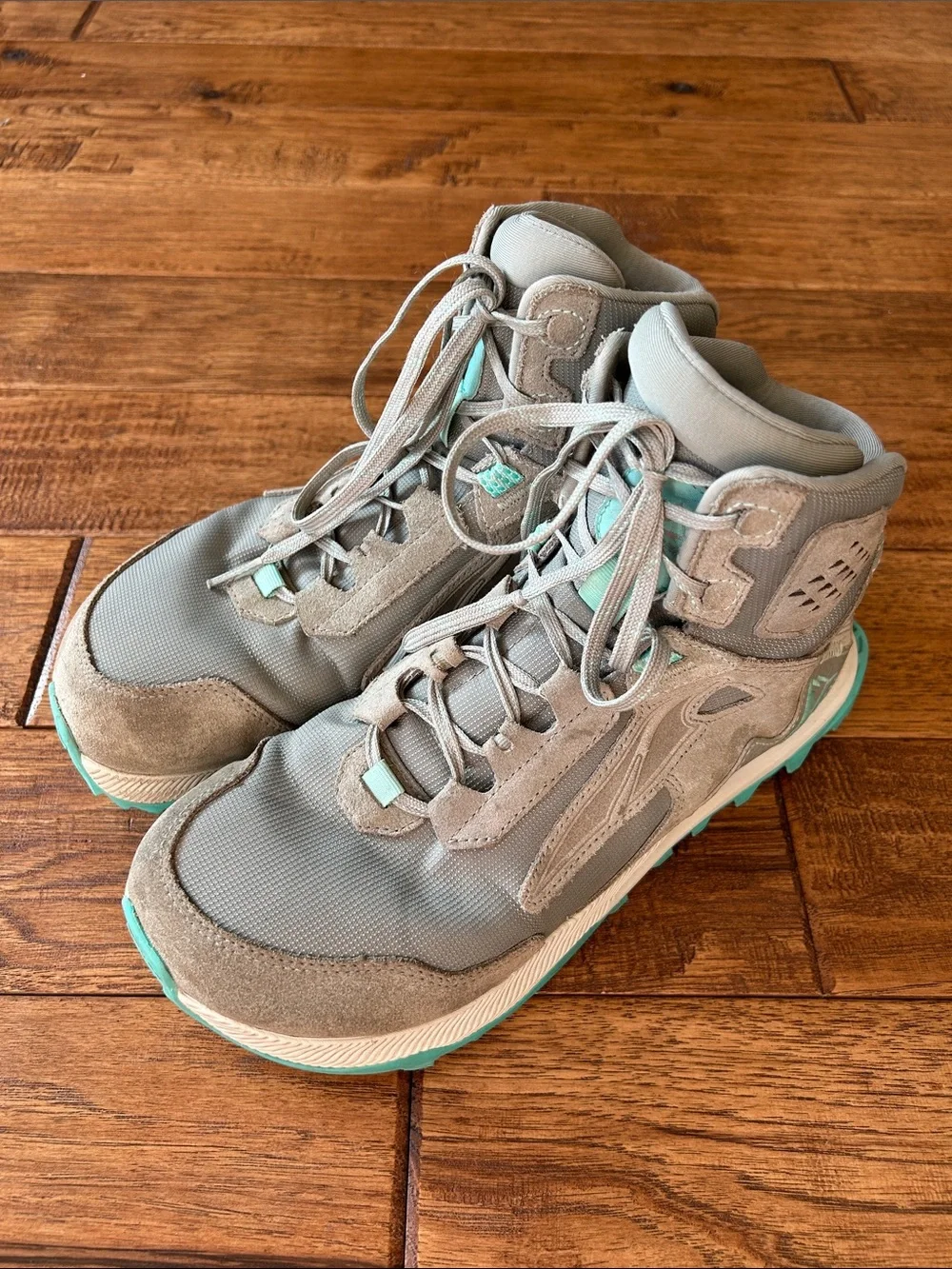 Altra Lone Peak Hiker 2 Mid Hiking Boots Gray / Green Foot Shape Women’s Size 10